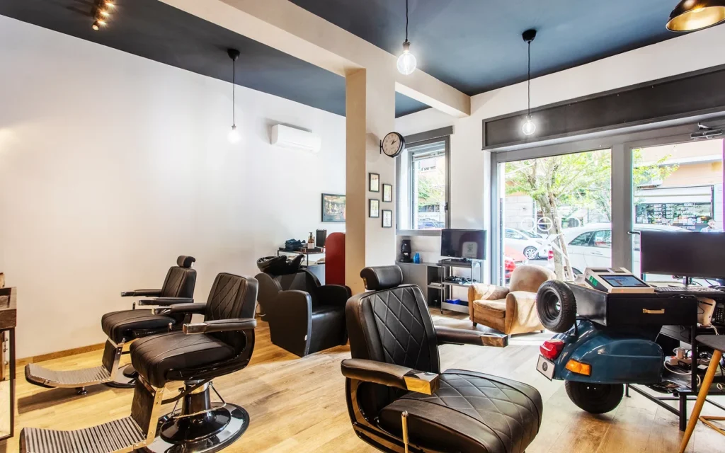 La barberia come spazio culturale: design, accoglienza e nuovi significati